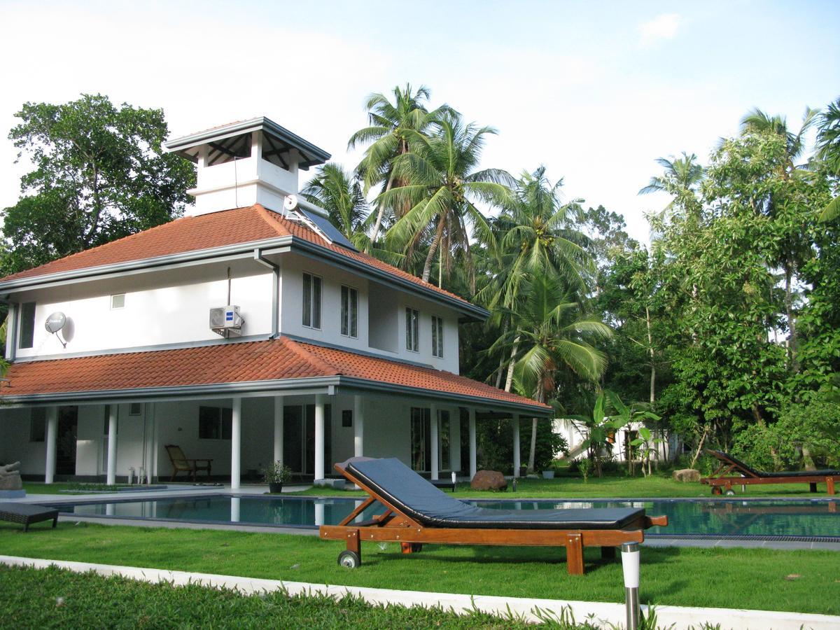 Anuhas Airport Villas Катунаяка Екстер'єр фото